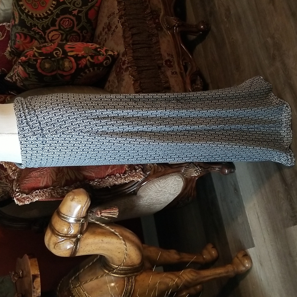 MAX STUDIO MAXI SKIRT - Size Medium - Picture 2 of 5